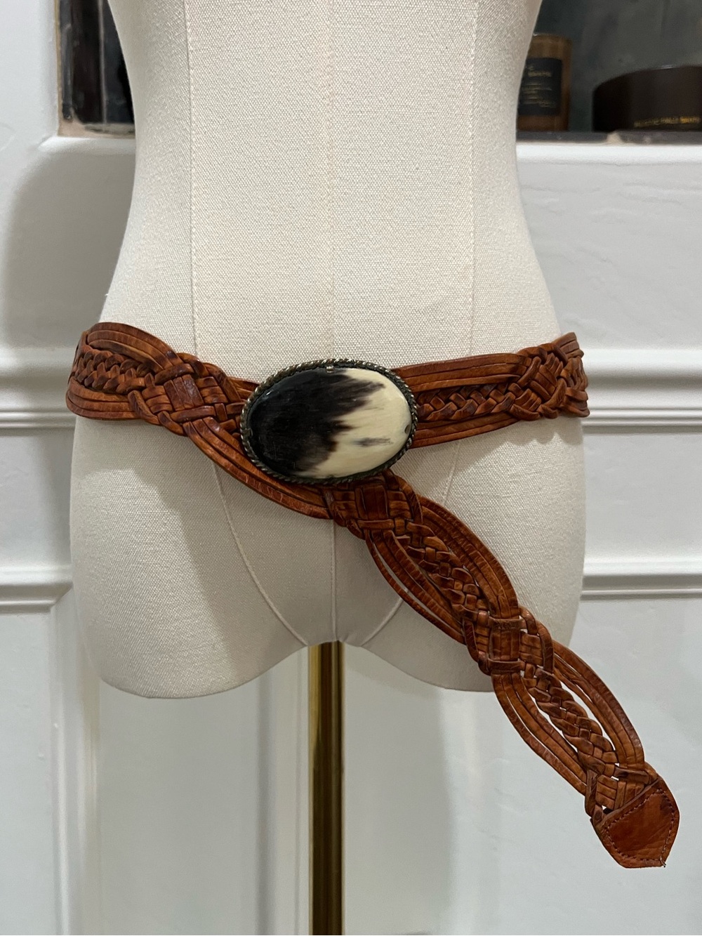 Leather Weave Belt with Distinctive Horn Oval Buckle